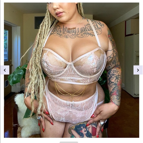 NWT Savage x Fenty HYPER REAL VIP BOX 🔥 - Picture 9 of 13